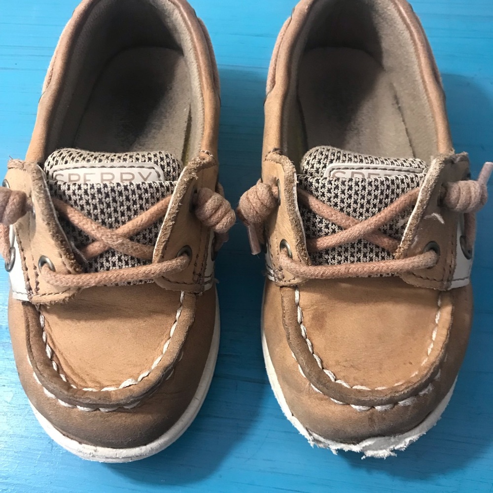 Sperry Shoresider Jr boat shoe size 9T